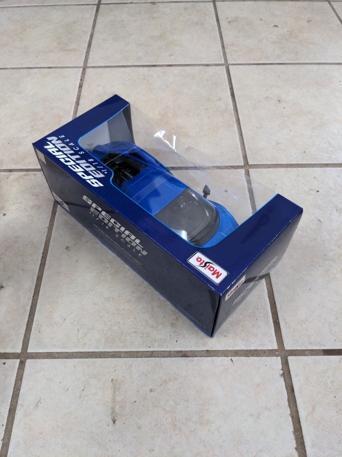 2023 Maisto 1/18 Scale DieCast Car Lamborghini Revuelto Exclusive Style Blue