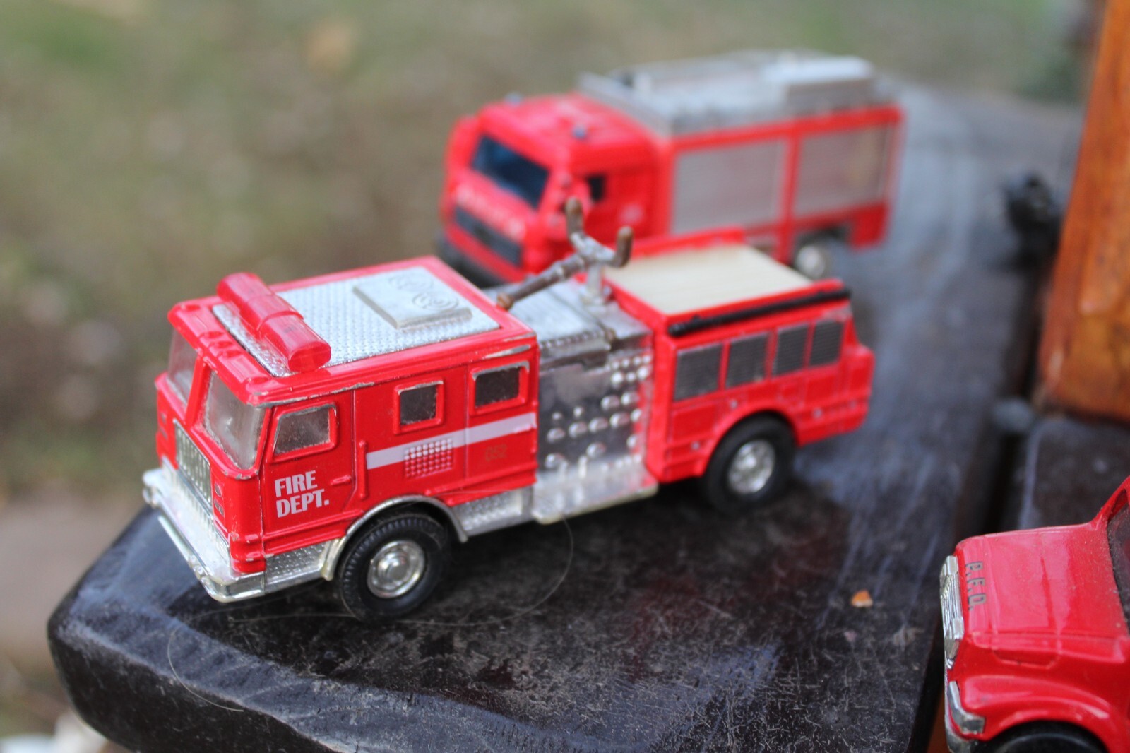 Road Champs Philly Fire Schylling Kintoy Tow Maisto Ford Tonka Truck Car Lot