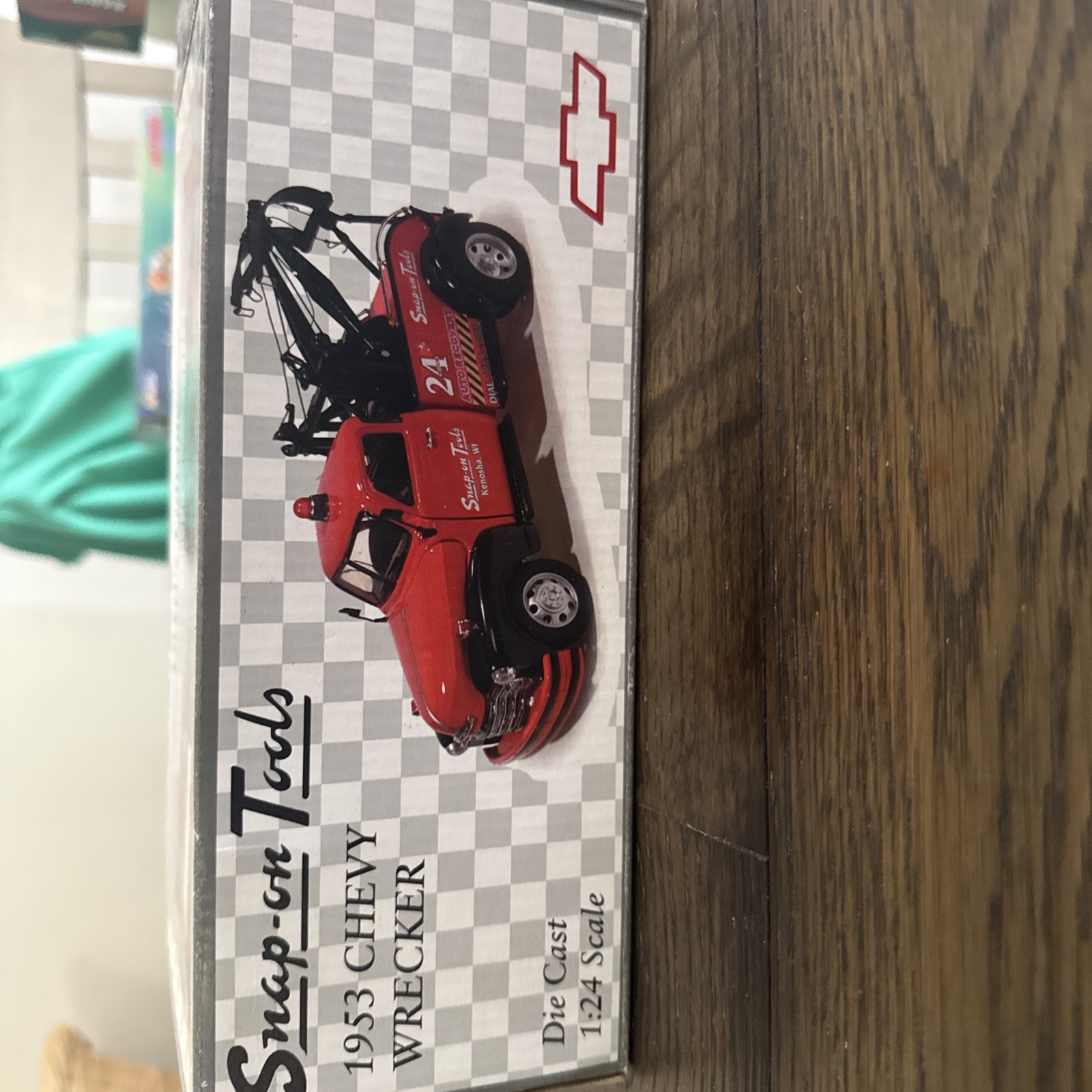 Snap-on Tools 1953 Chevy Wrecker 1:24 Die Cast Crown Premiums #2402494 MIB Rare