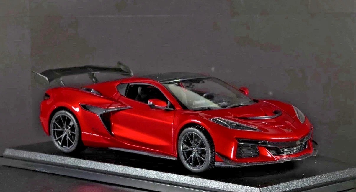 Corvette ZR1 Coupe 1:18 Maisto Exclusive Style Special Edition – Red