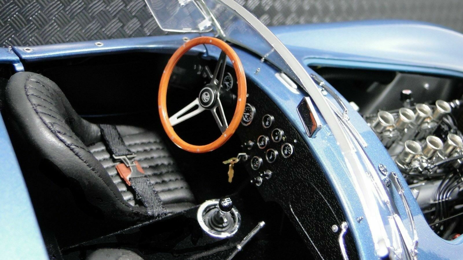 1:12 Race Car Custom Built Metal Body Model18Unique24Racer Racing Carousel Blue