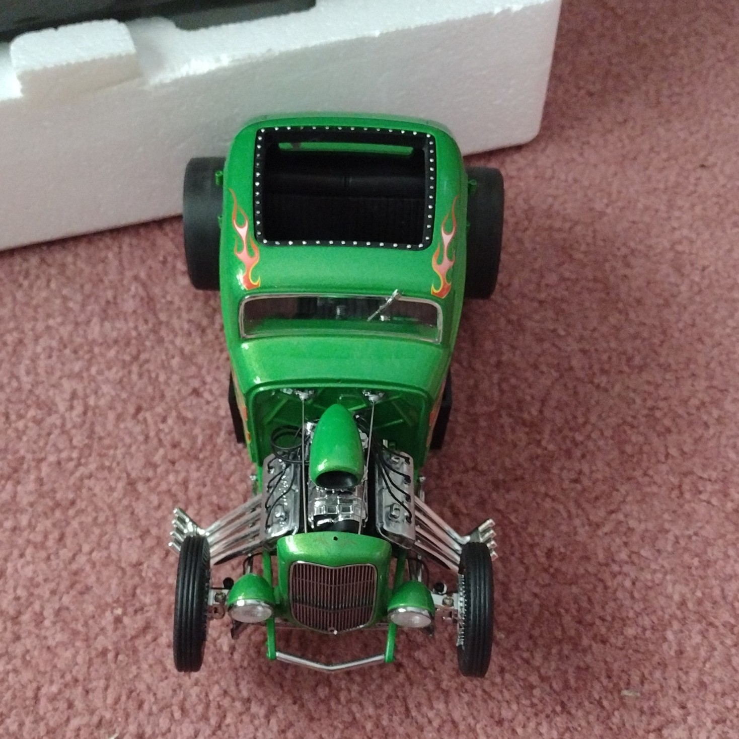 ACME Rat Fink Blown 1932 Ford 3-Window Green Diecast 1:18 Opening Parts