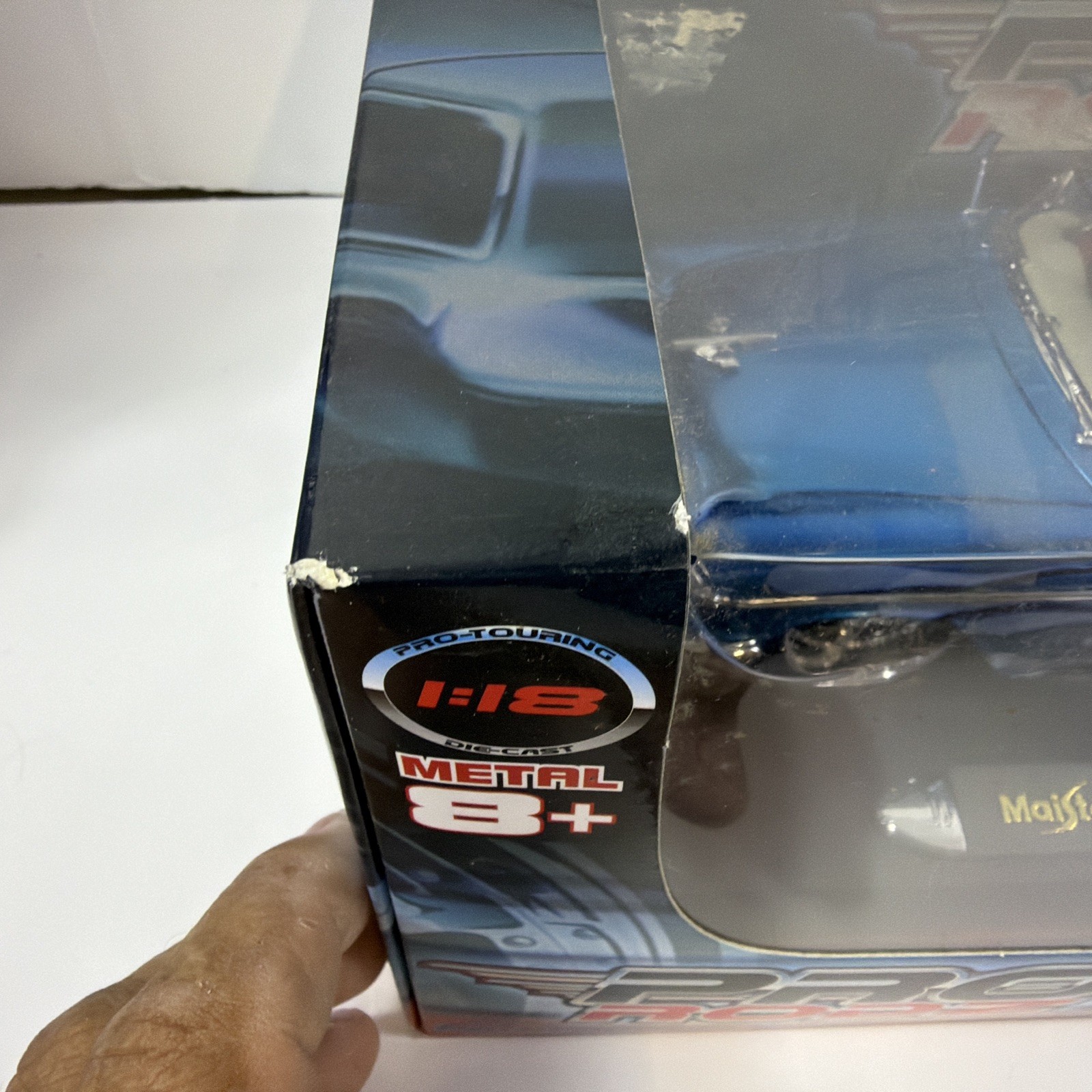 1/18 Scale Maisto Pro Rodz 1955 Chevrolet Nomad Blue With Blue Roof And Flames.