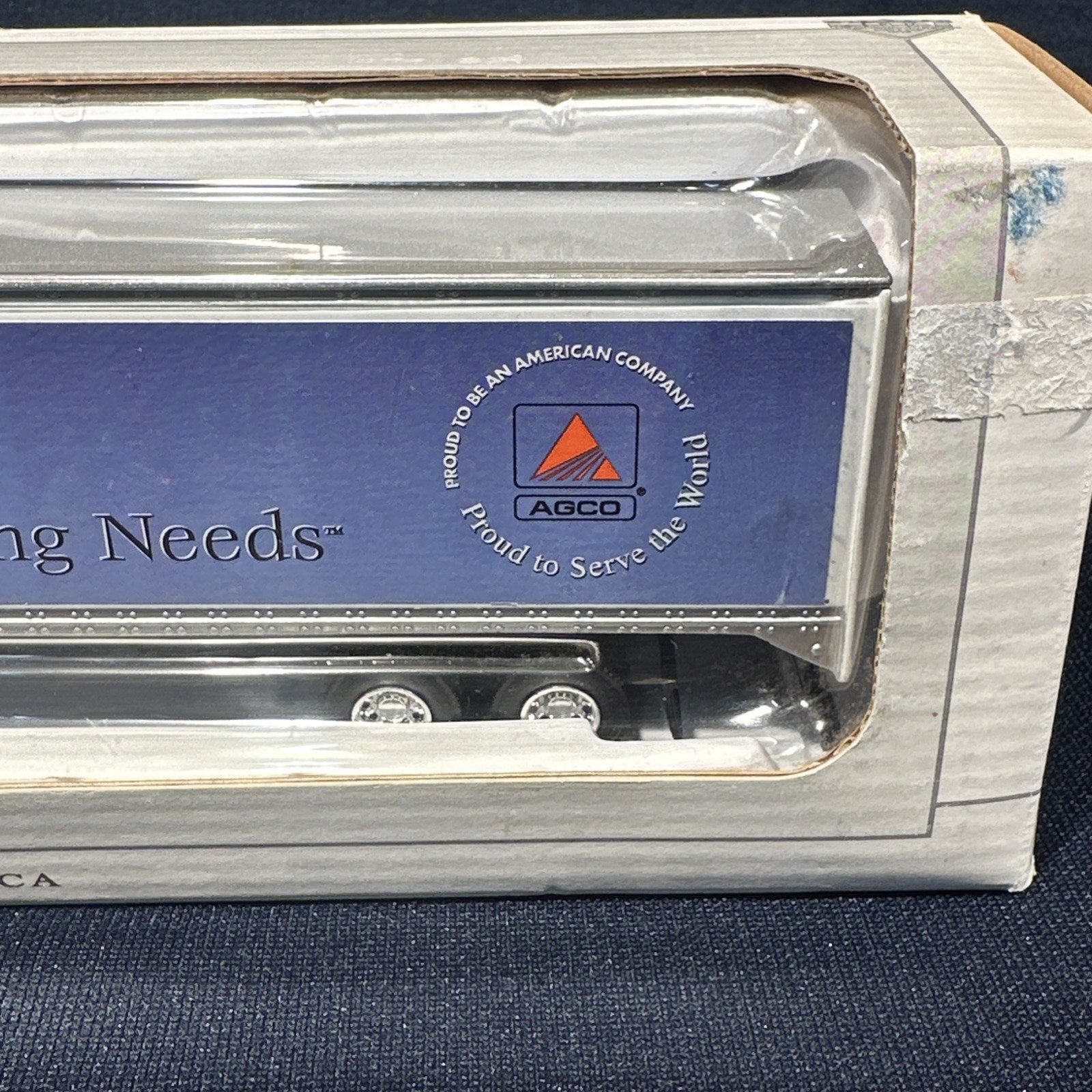 AGCO Speccast Limeted Edition Die Cast Peterbilt 385 Semi Truck 33064 NIB