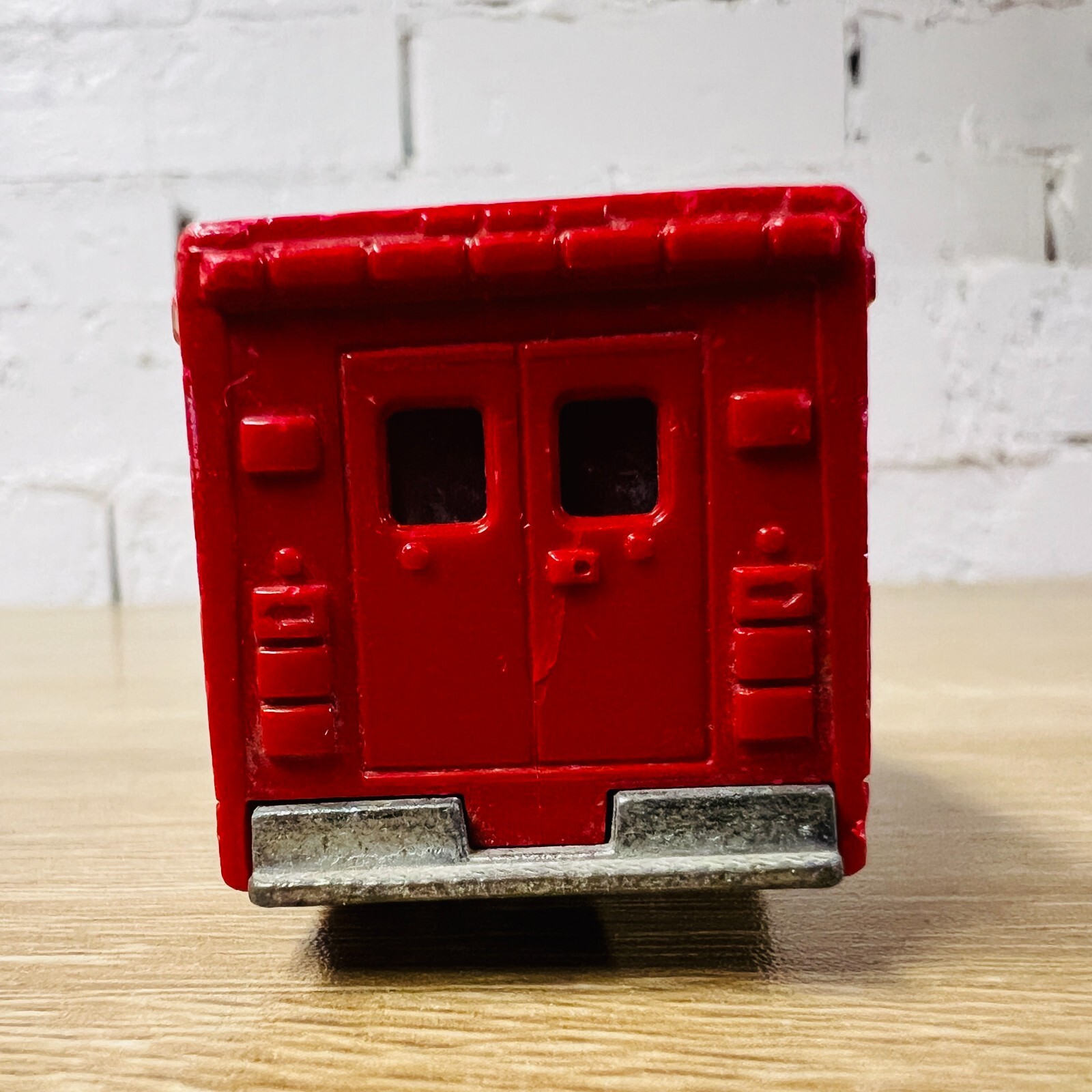 Ford E350 Ambulance 2009 Red 2014 Heroic Rescue MB771