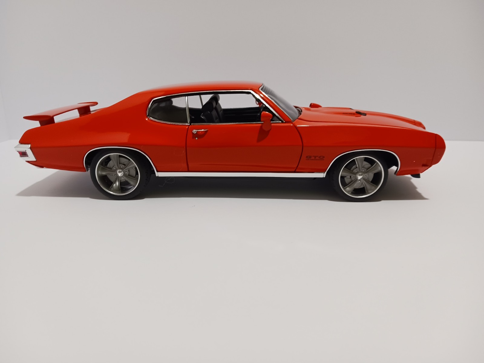 1:18 1970 PONTIAC GTO “THE PROSECUTOR” STREET FIGHTER in CAROUSEL RED, by ACME