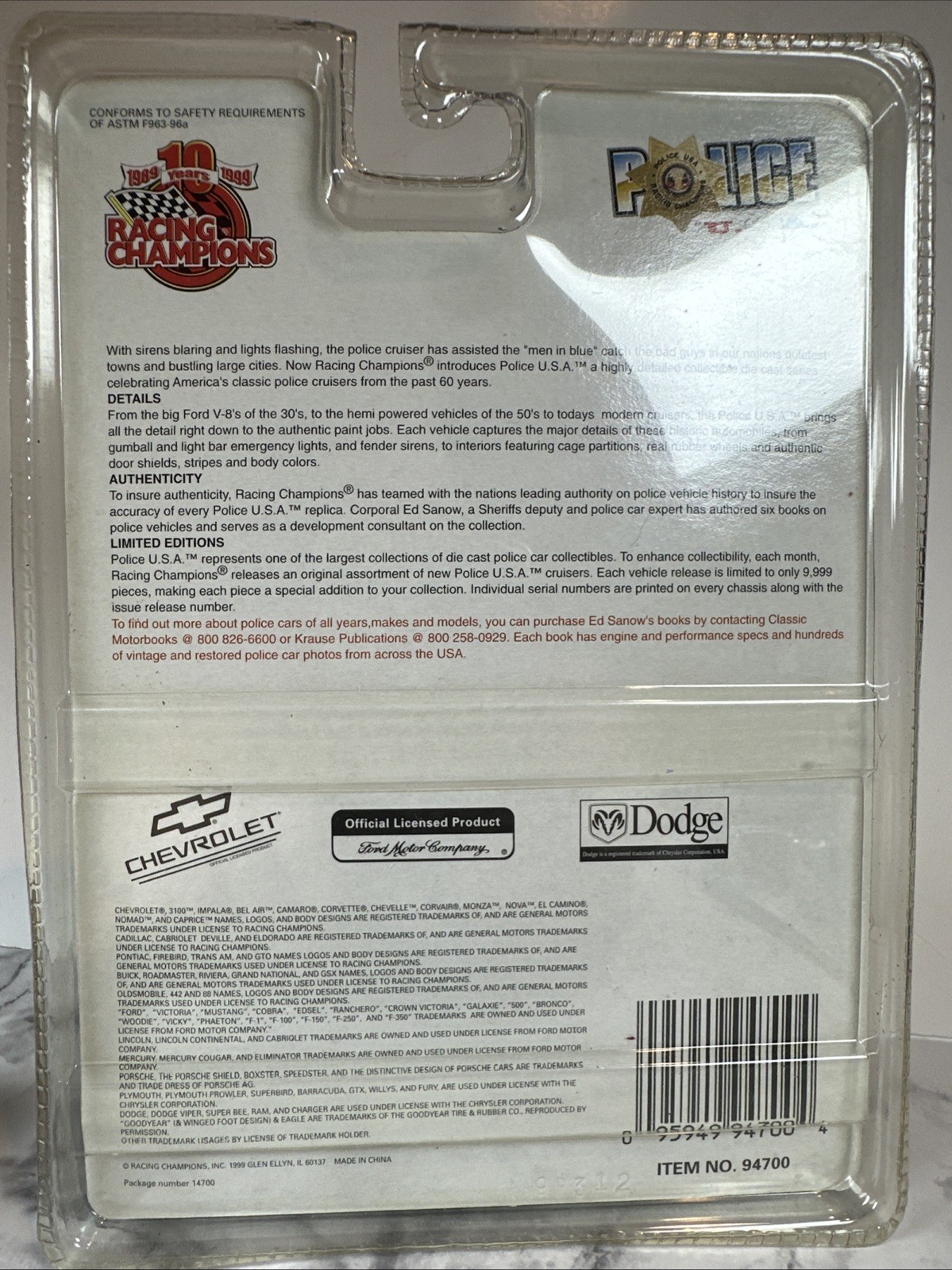 Racing Champions 1999 Police USA 1940 Ford Delivery Chicago Police NEW