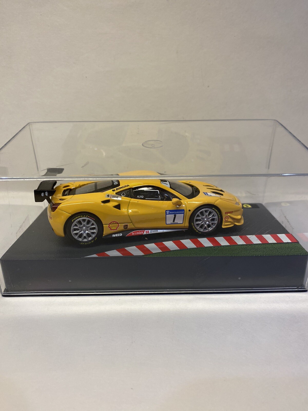 OPO 10 – Miniature car 1/43 Ferrari 488 Challenge – FT016