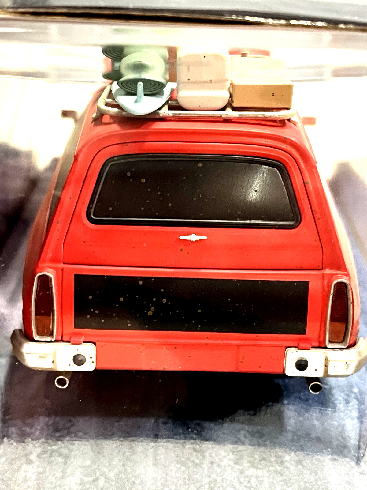 DDA 1/24 Mad Max HJ Holden Panel Van Dirty Opening Bonnet New