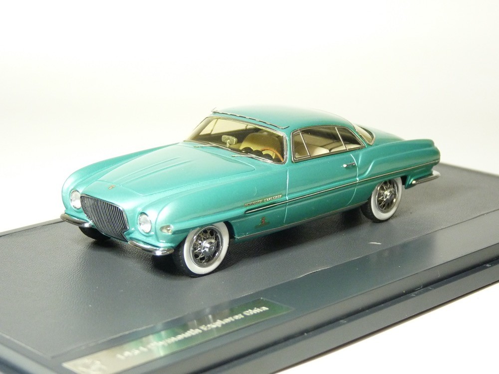 Matrix MX41605-011 1/43 1954 Plymouth Explorer Ghia Concept Resin Model Car