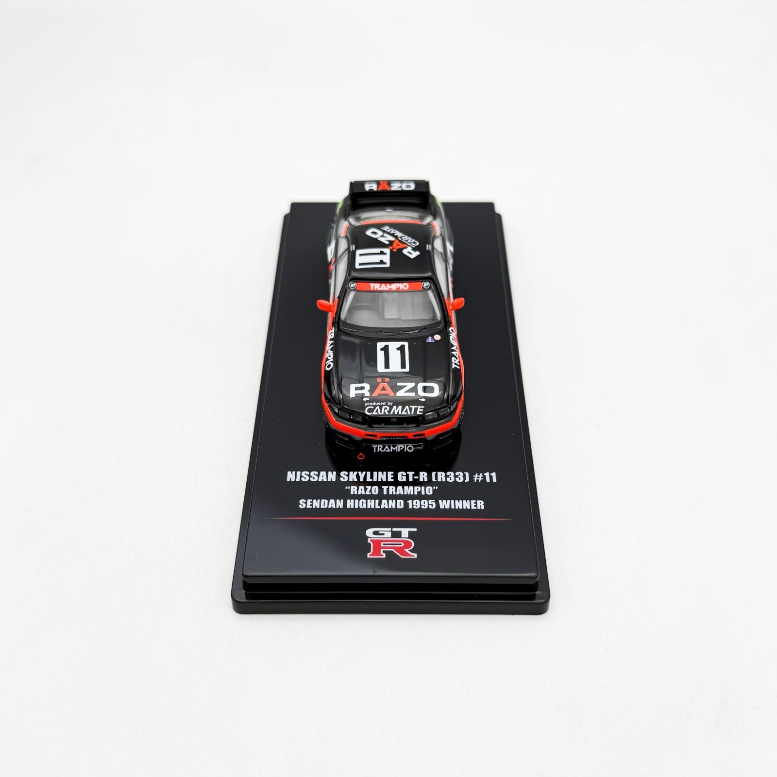 INNO64 1:64 Nissan GT-R R33 #11 Razor Trampio Sendan Highland 1995 Winner