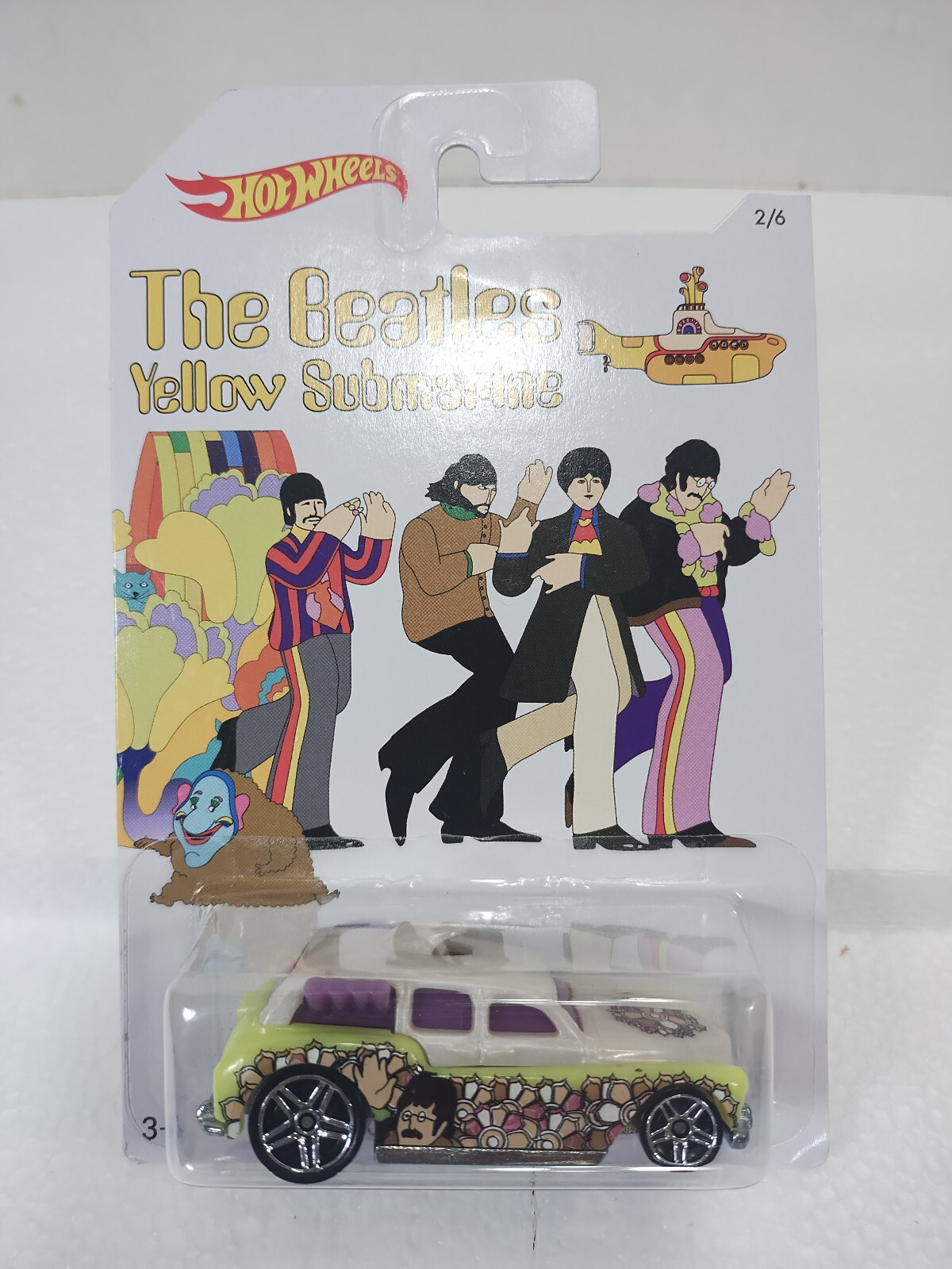 HotWheels 1:64-The Beatles Yellow Submarine-Set of 6 Diecast cars-New in Package
