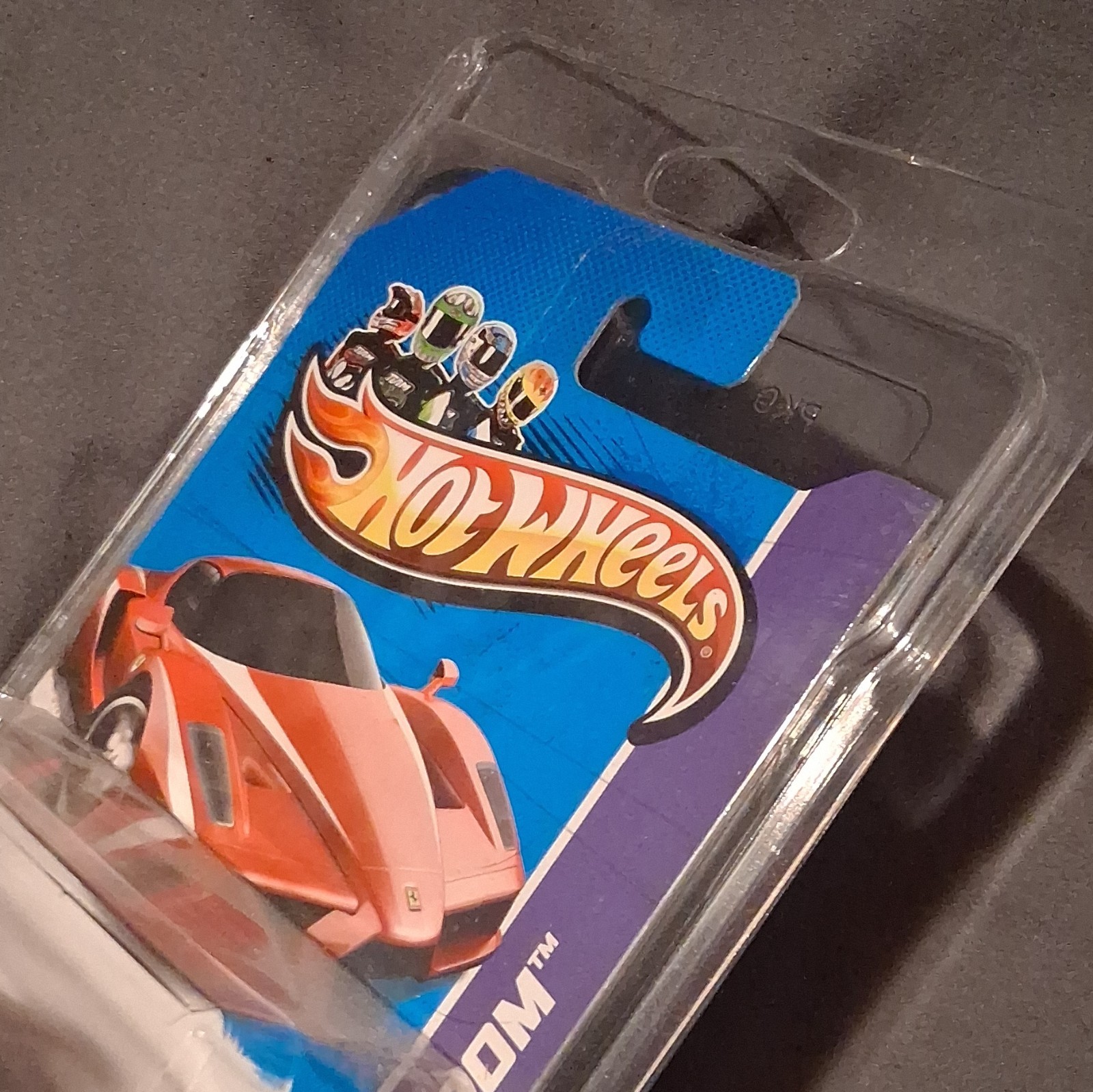 Hot Wheels HW Showroom Enzo Ferrari 1:64 Diecast Car Red/White Unopened Box