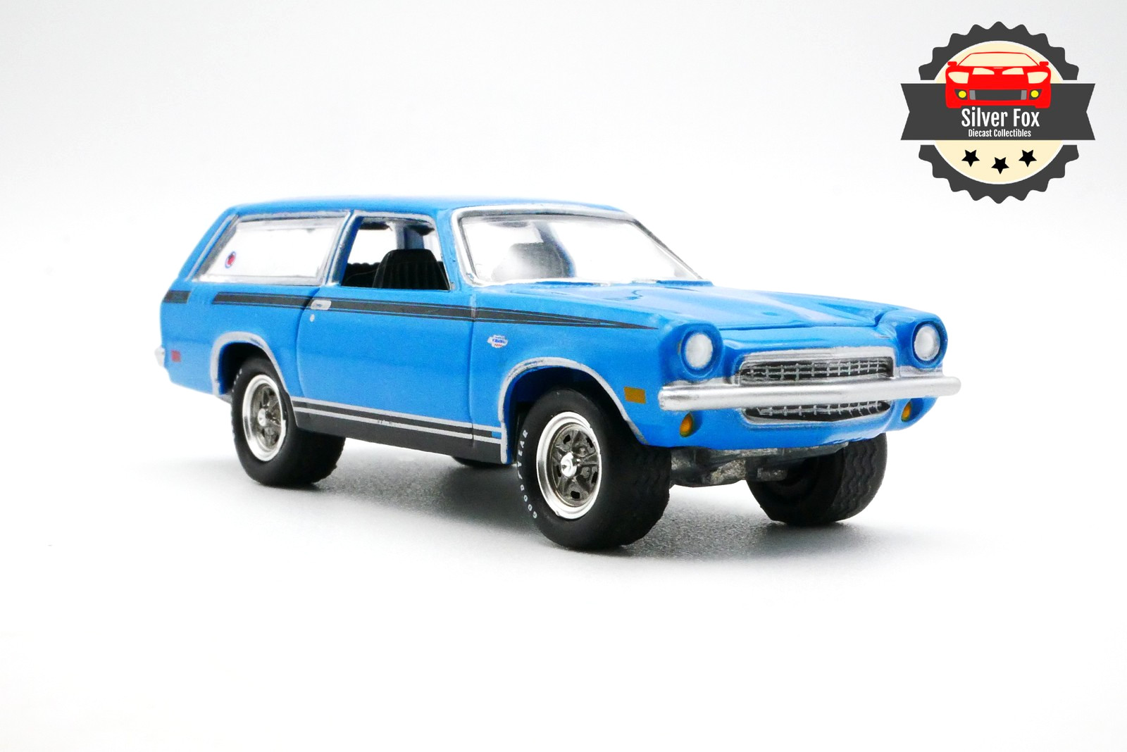 1972 CHEVROLET VEGA STATION WAGON BLUE 1/64 SCALE DIECAST COLLECTOR MODEL CAR