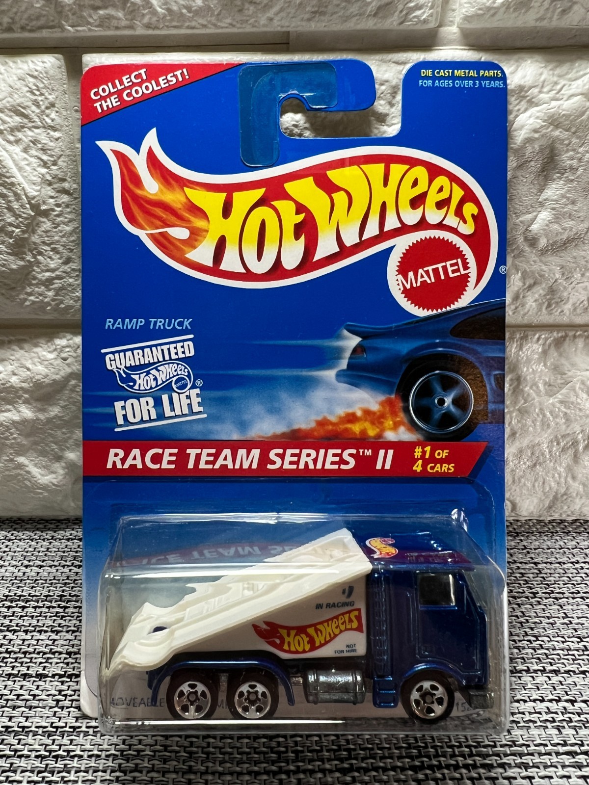 Hot Wheels Race Team Series II #1 of 4 Cars Ramp Truck Collector #392 Blue/White