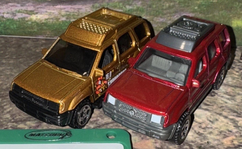 Lot Of 2 Matchbox 2000 Nissan Xtera SUV Bronze 50th Anniversary & Maroon NLFFP