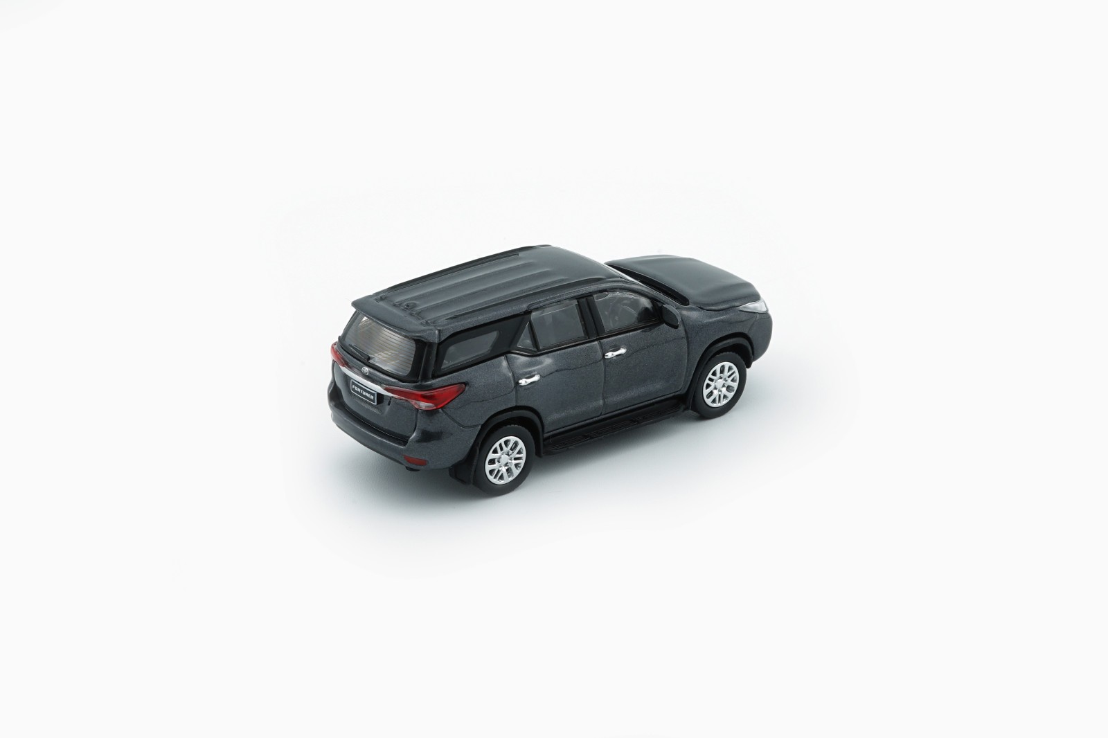 BM Creations 2018 Totota Fortuner – Silver – LHD 1:64 Scale Diecast Car 64B0476