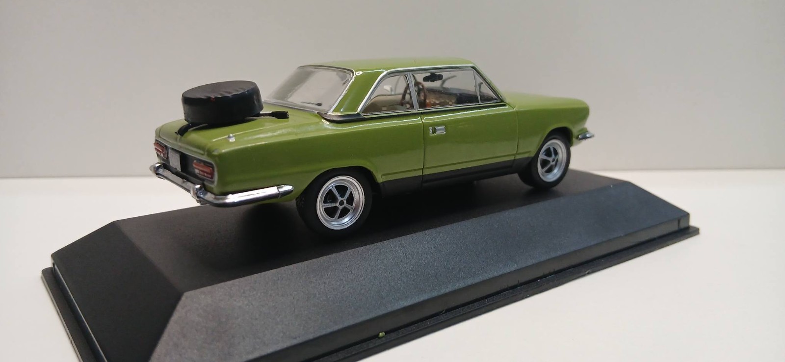 Renault Torino TSX 1976 Diecast 1:43 Unforgettable Cars II Argentina Sealed MP