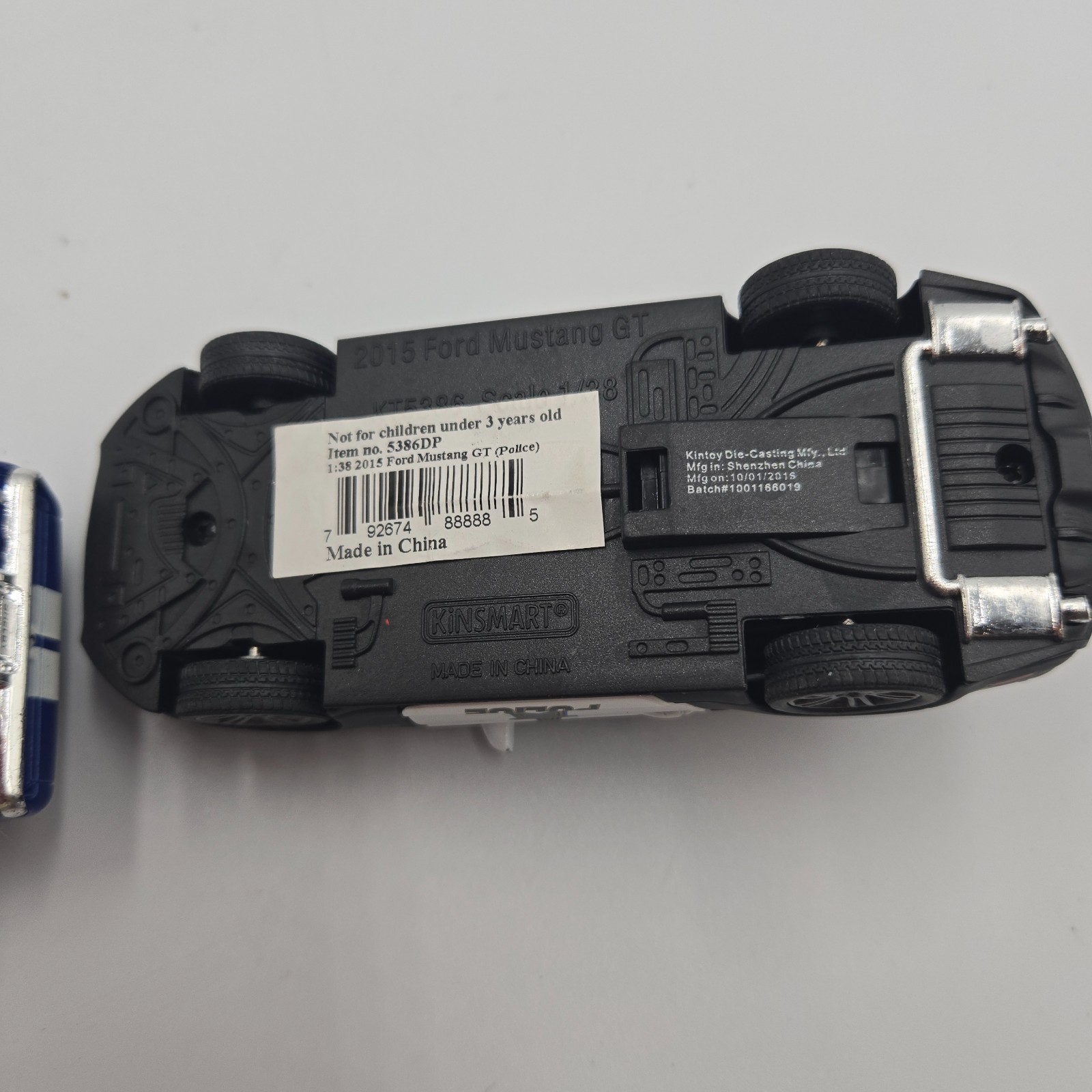 Lot of 3 – Kintoy model cars & Maisto Trailer