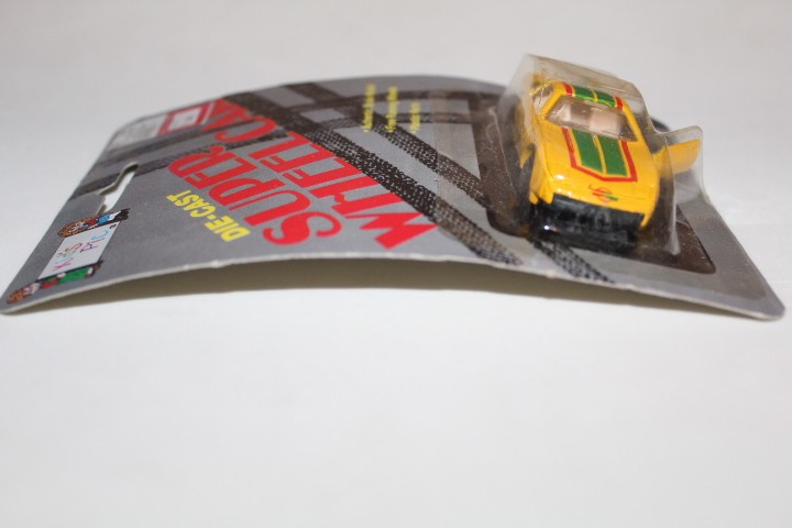 KID’S PIC DIE-CAST SUPER WHEEL CAR CORVETTE 04775 NEW IN ORIGINAL PACKAGE