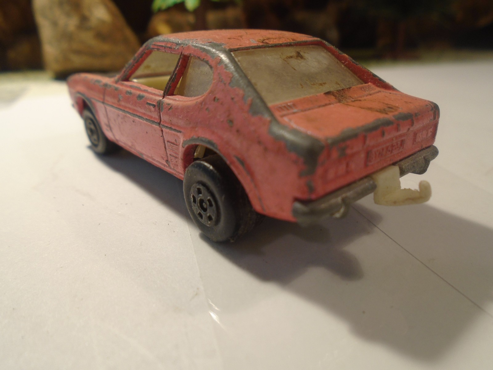 LESNEY MATCHBOX 1970 SUPERFAST ISSUE No 54 FORD CAPRI, WITH OPEN HOOD 1-172-1