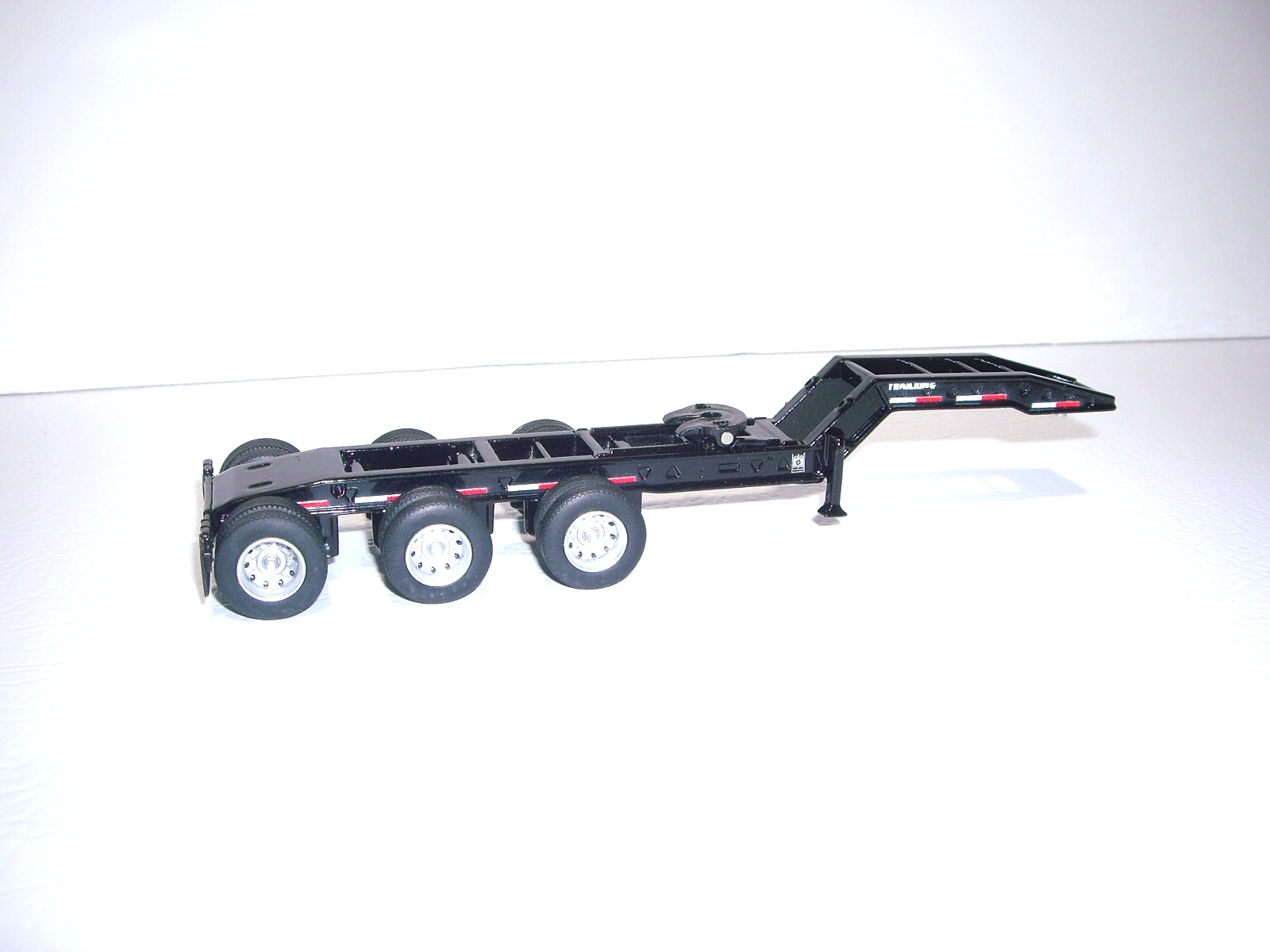DIECAST MASTERS 1/64 BLACK TRAILKING TK170 LOWBOY JEEP BOOSTER SAME SCALE AS DCP