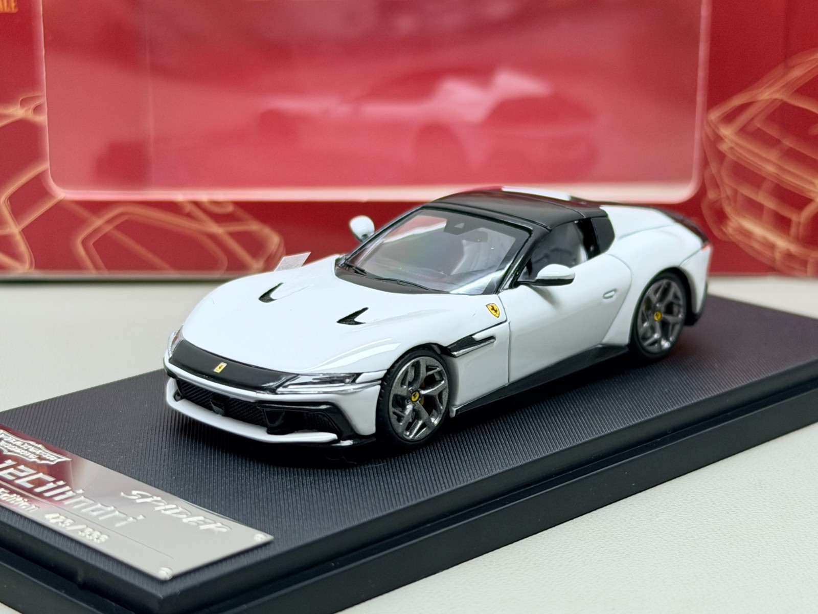 PK 1:64 12 Cilindri Phantom Knight Super Car Diecast Model Car Open Car