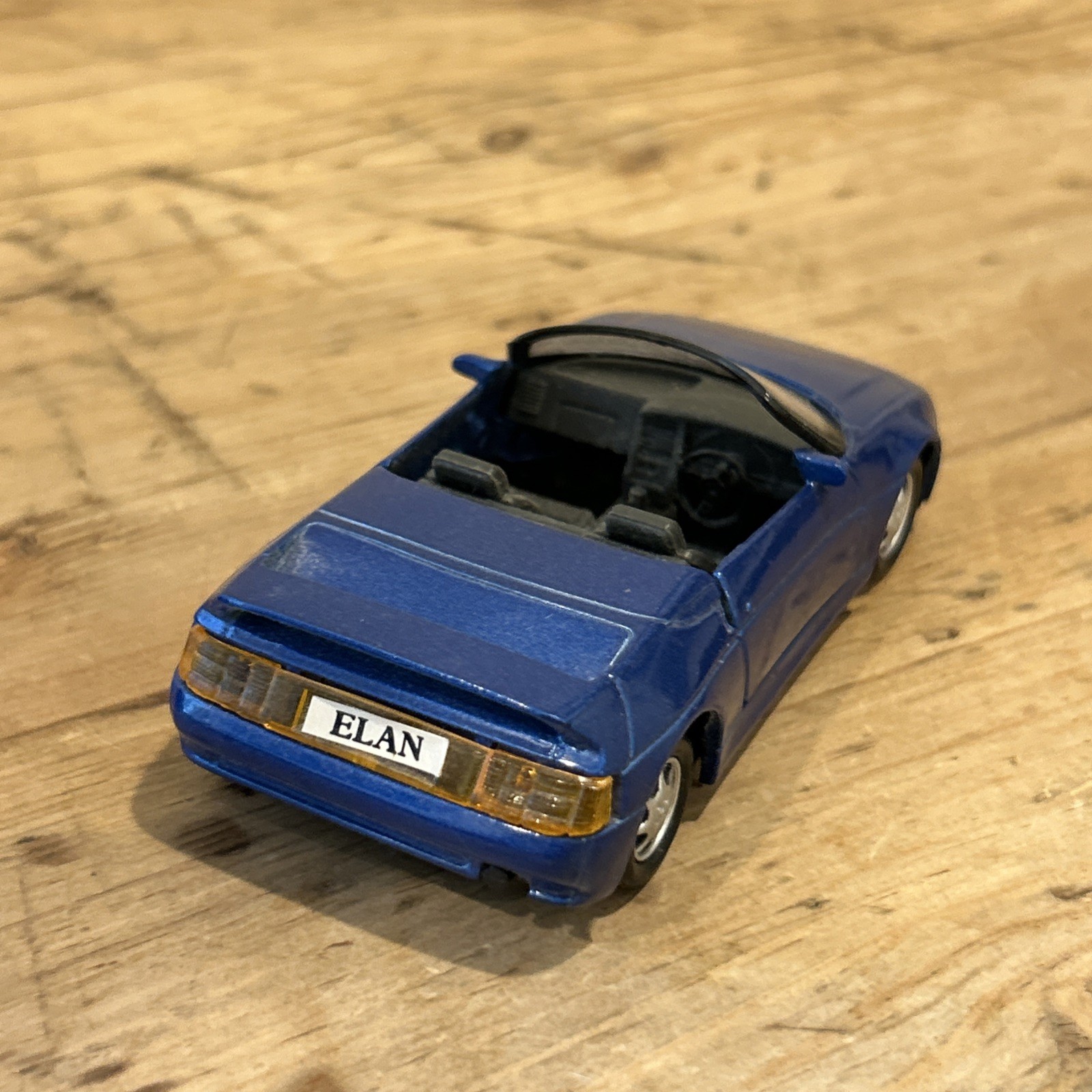 Maisto Lotus Elan Scale 1:38 Blue with Box Die Cast and Plastic Model Car