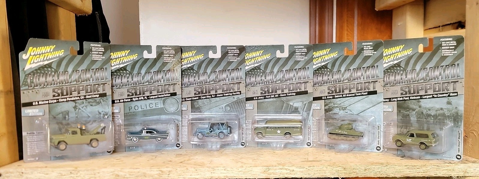 Johnny Lightning Command/Control and Support Version B Complete Set of 6 M Con