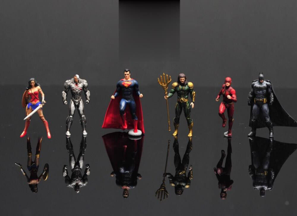 1/64 6pcs Miniture Figure Scene heroes Prop Doll Fit Cars Vehicles Toy