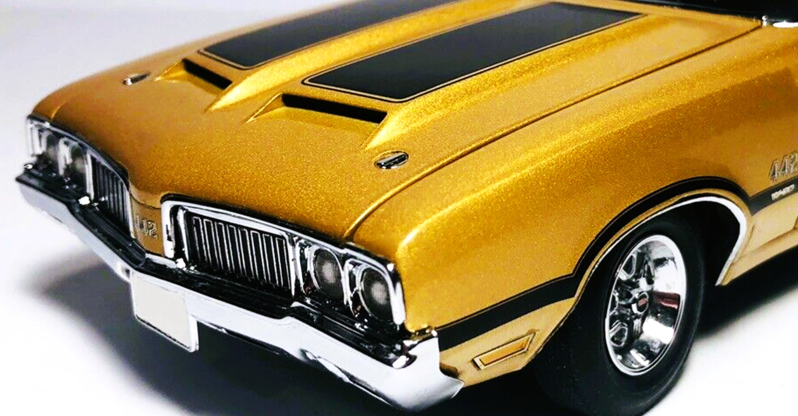 Oldsmobile 442 OLDS Race Car Custom Built1 24Model18Hot Rod12Carousel GOLD1966