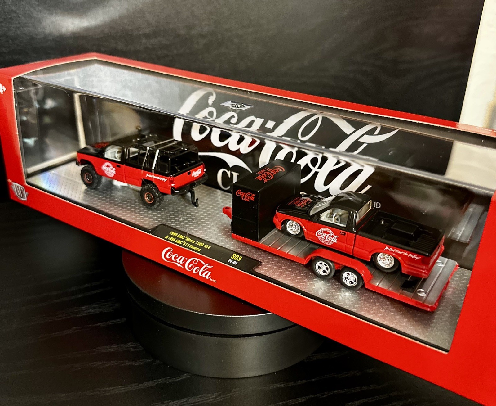 M2 Machines Auto Haulers Coca Cola 98 GMC 1500 4×4 & 95 GMC S15 Sonoma,Diecast