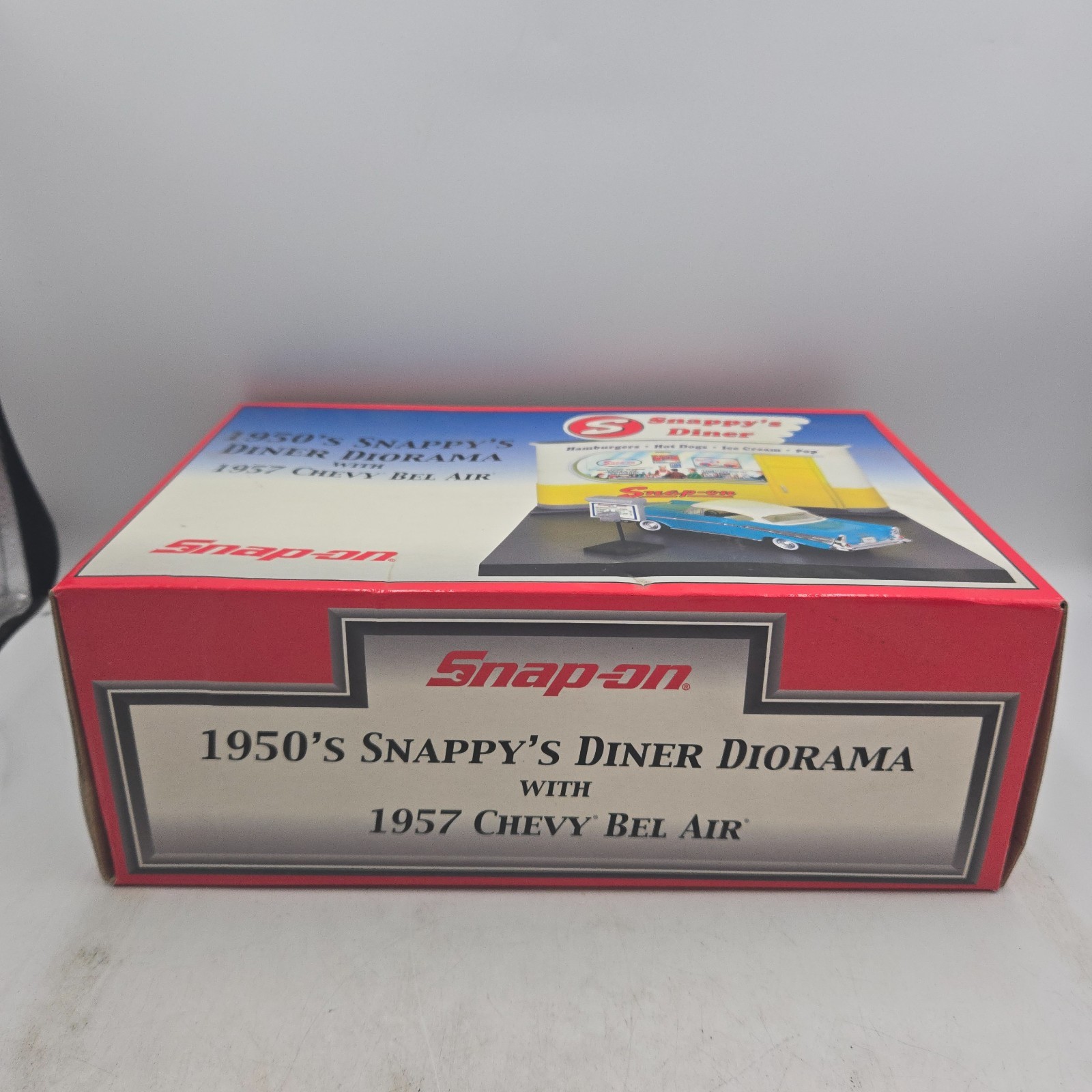SNAP ON TOOLS NEW RARE Snap-on 1950s Snappy’s Diner Diorama 1957 Chevy Bel Air