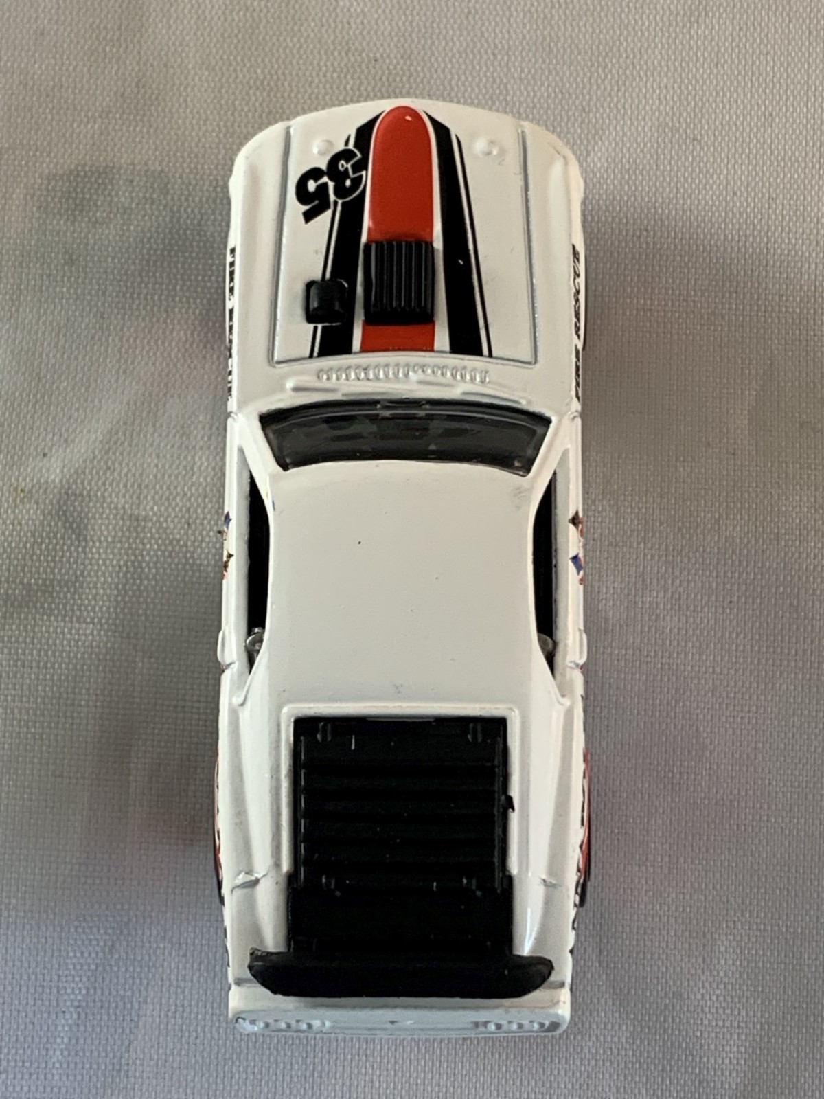 Hot Wheels 1970 Ford Mustang Mach 1 2011 Main Street Kmart Color White 5SPs