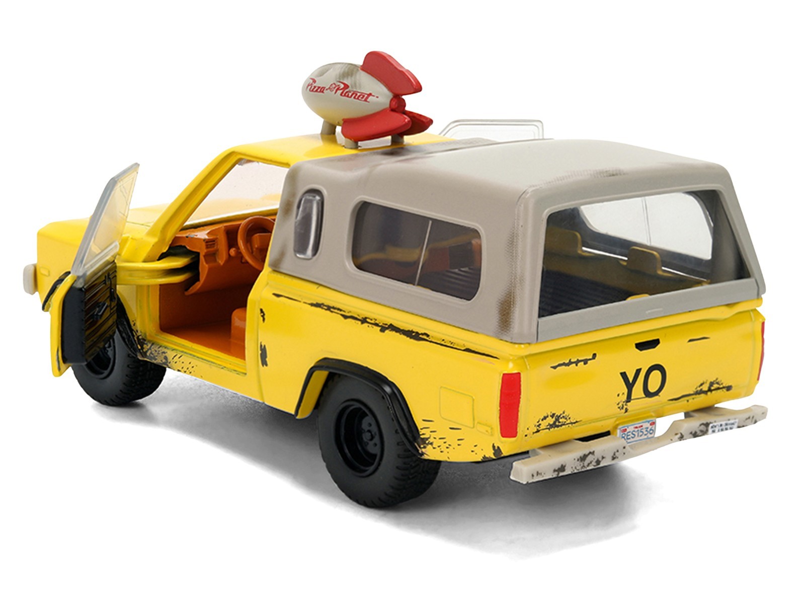 PIZZA PLANET TRUCK YELLOW WEATHERED “TOY STORY” 1/32 DIECAST MODEL BY JADA 36301