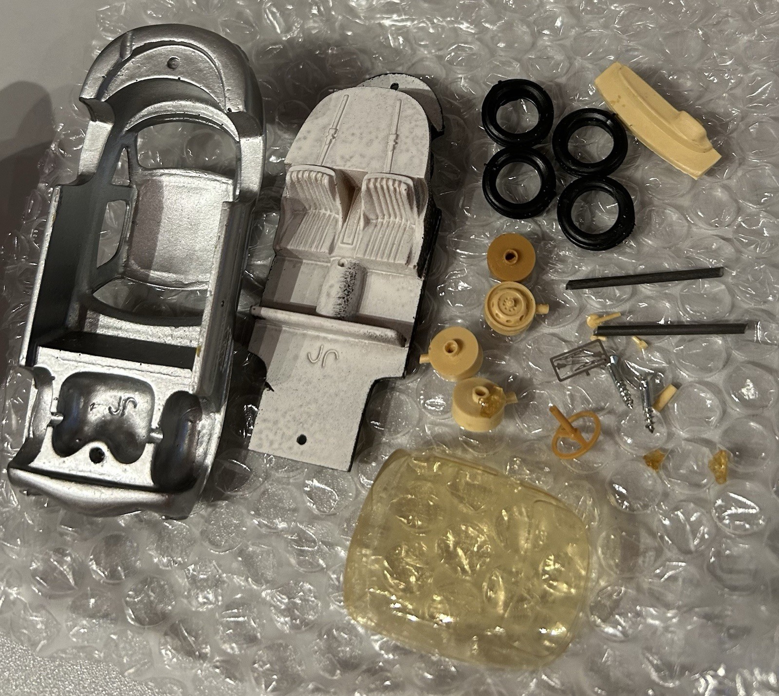 X1 Automany 1/43 Car Resin Kit – Professionally Pre-Painted, No Decals