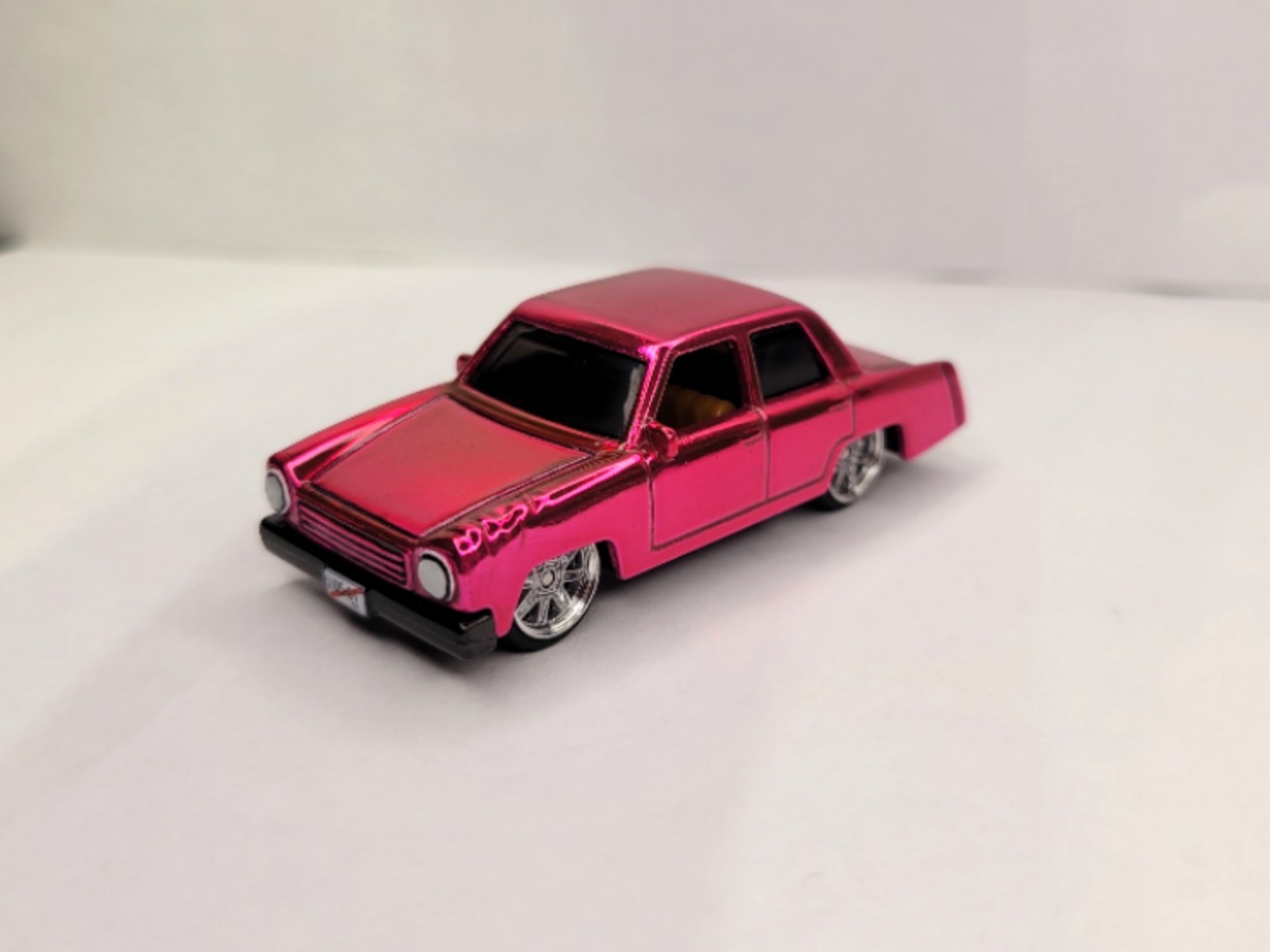 Hot Wheels THE SIMPSONS FAMILY CAR Custom Super Spectraflame & Real Riders 1:64