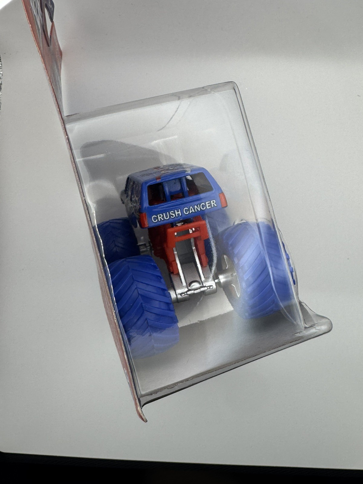 2026 Monster Jam Monster Truck Helix American Cancer Society LE FAST SHIPPING !