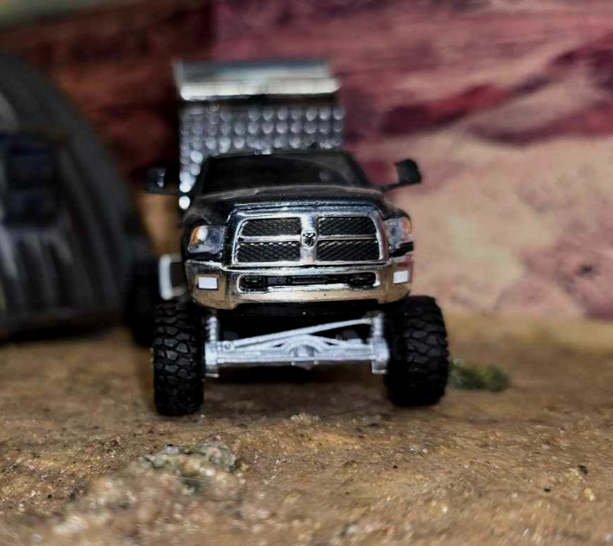 1/64 Universal Radius Arm Lift Kit (Greenlight, Autoworld, M2 Machines)