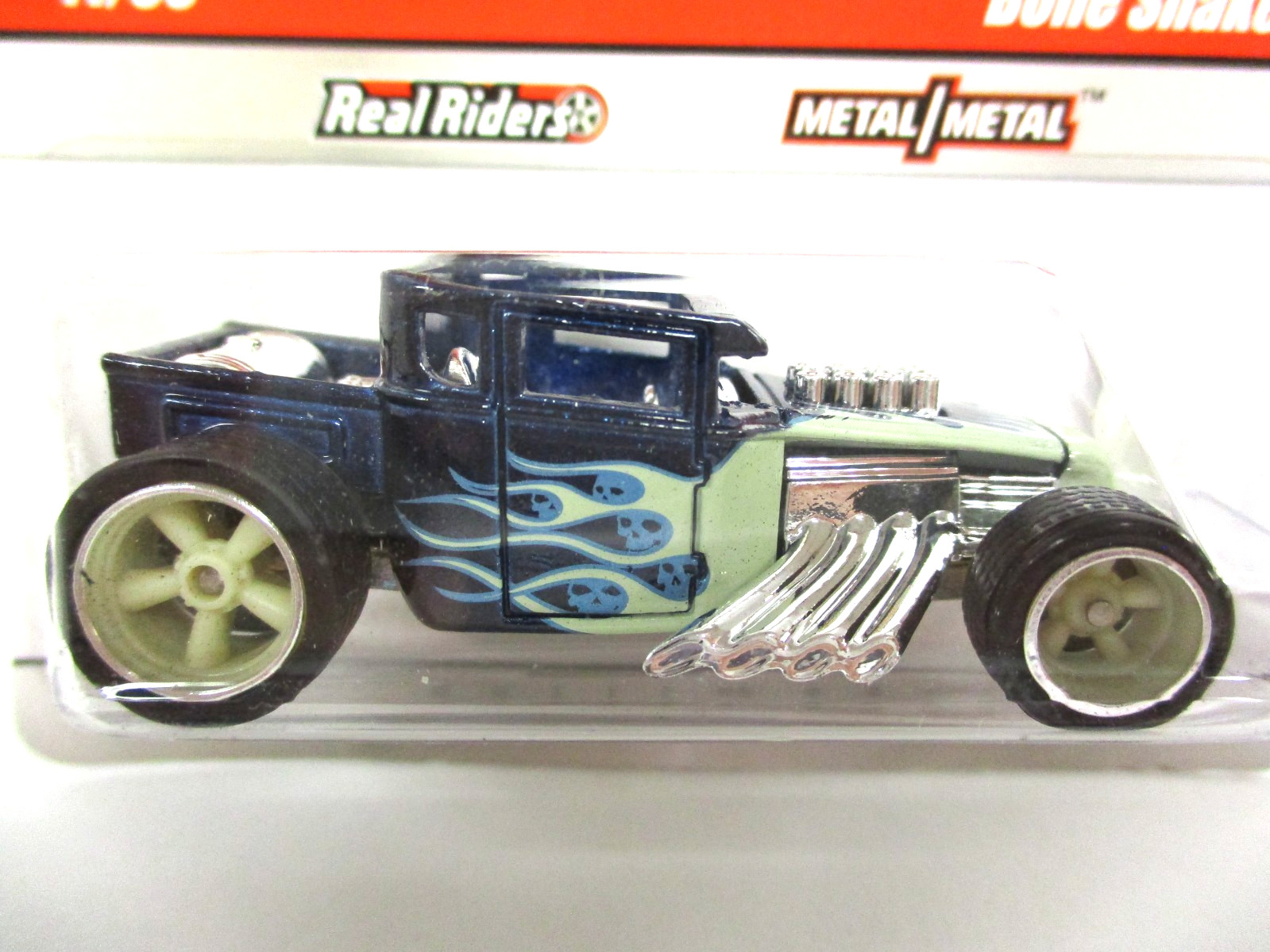 HOT WHEELS – LARRY’S GARAGE – BONE SHAKER CUSTOM RAT ROD PICKUP – REAL RIDERS