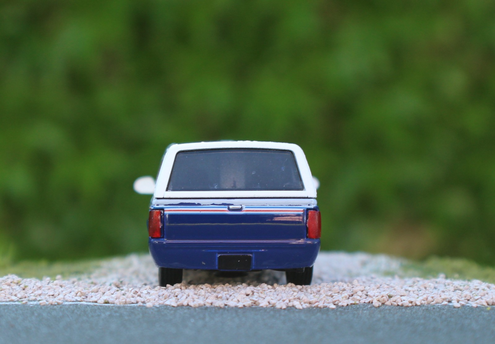 Castline 1/64 M2 Machines Custom 1995 Ford Ranger Mini Truck Topper Camper R109
