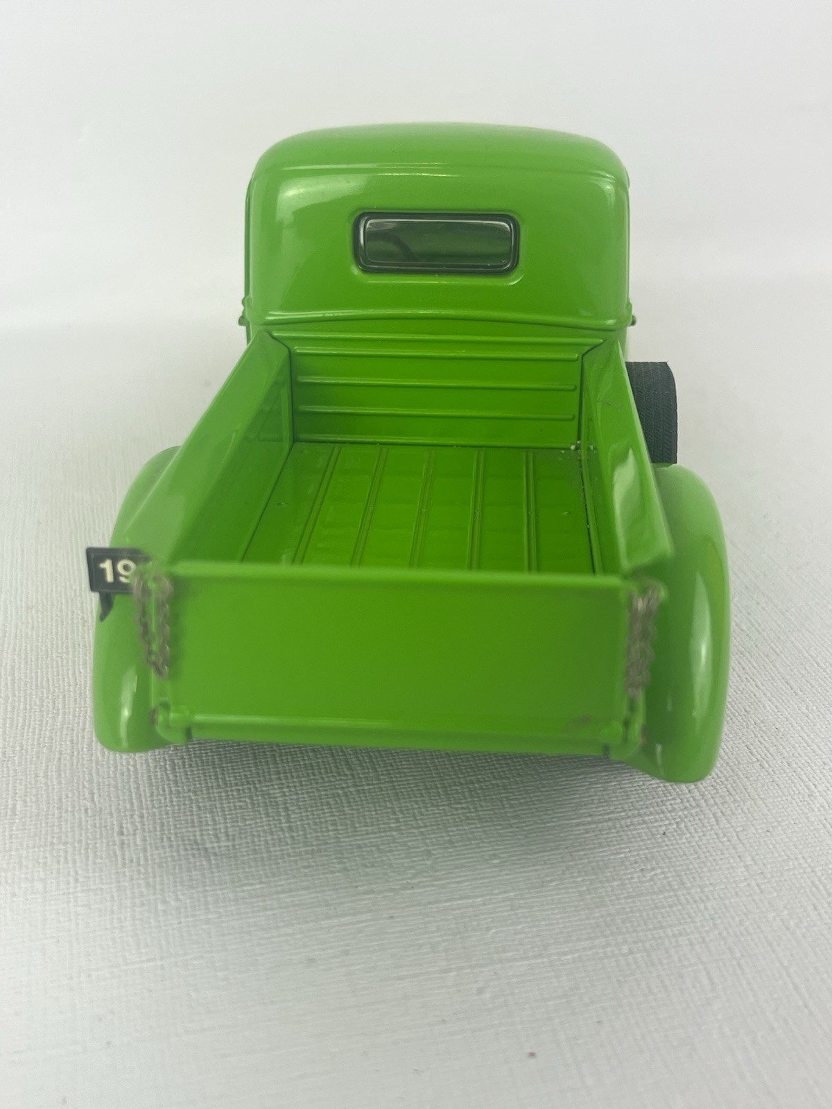 Franklin Mint 1/24th Scale 1940 Ford Custom Pickup Truck VERY NICE