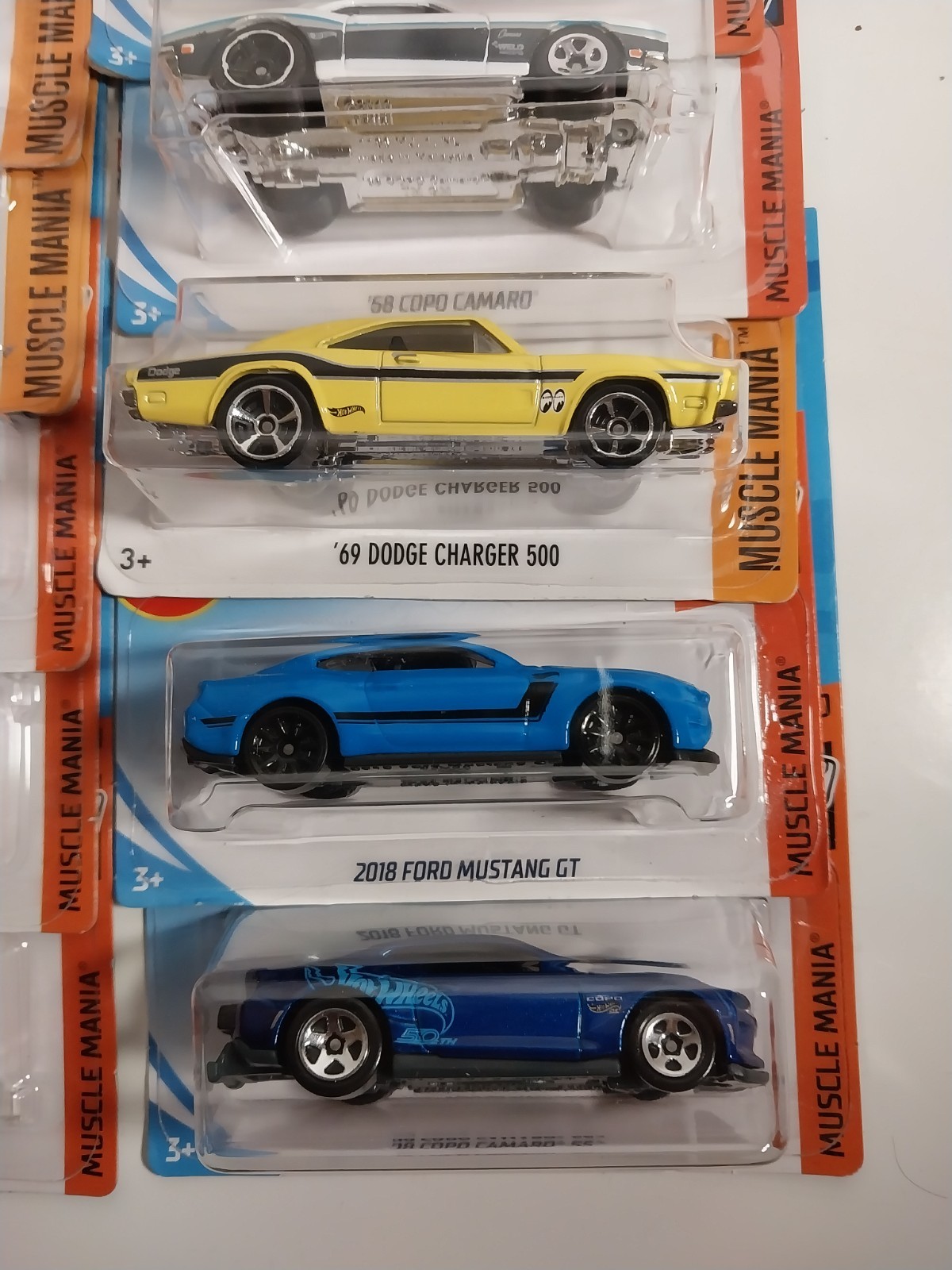Lot of 18 Hot Wheels Muscle Mania Cars NIB ’15 Challenger, Camaro, etc