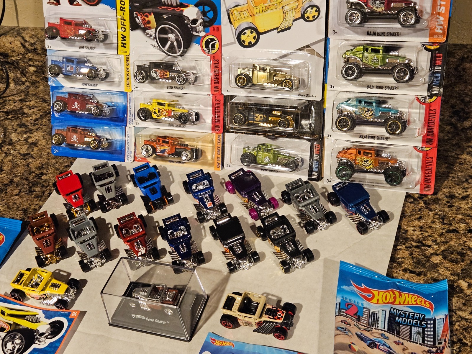 Hot Wheels Lot of 27 Bone Shaker Flames Rat Rod Larry Wood 50th Baja BM6 1:87