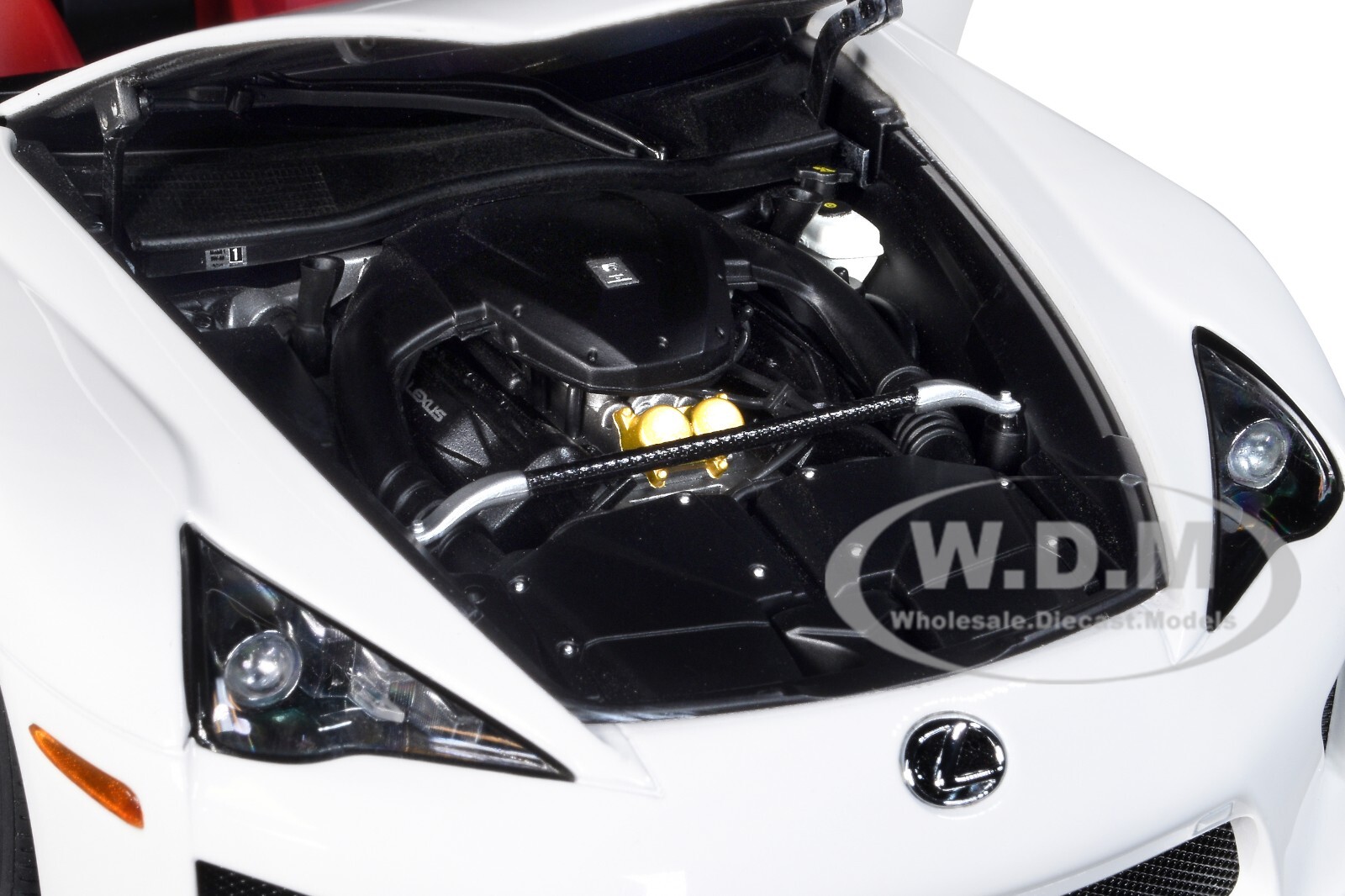 LEXUS LFA WHITEST WHITE W/ RED & BLACK INTERIOR 1/18 MODEL CAR BY AUTOART 78850