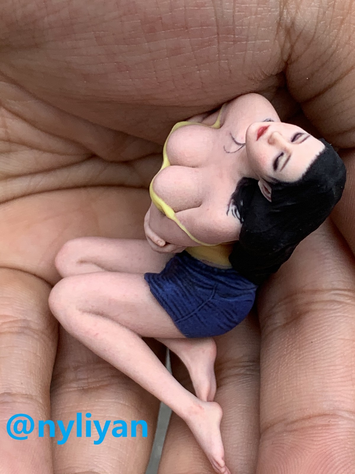 1/12 1/16 1/18 Miniature Sexy Thinking Beauty Girl Scene Props Figure For Cars