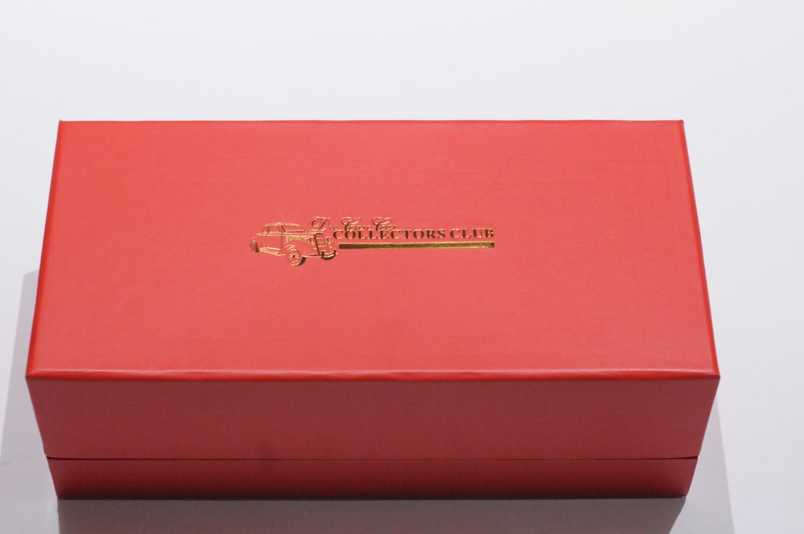 RARE DIE CAST CAR COLLECTOR’S CLUB 1939 DELAHAYE 165 M CABRIOLET RED SCALE 1:24