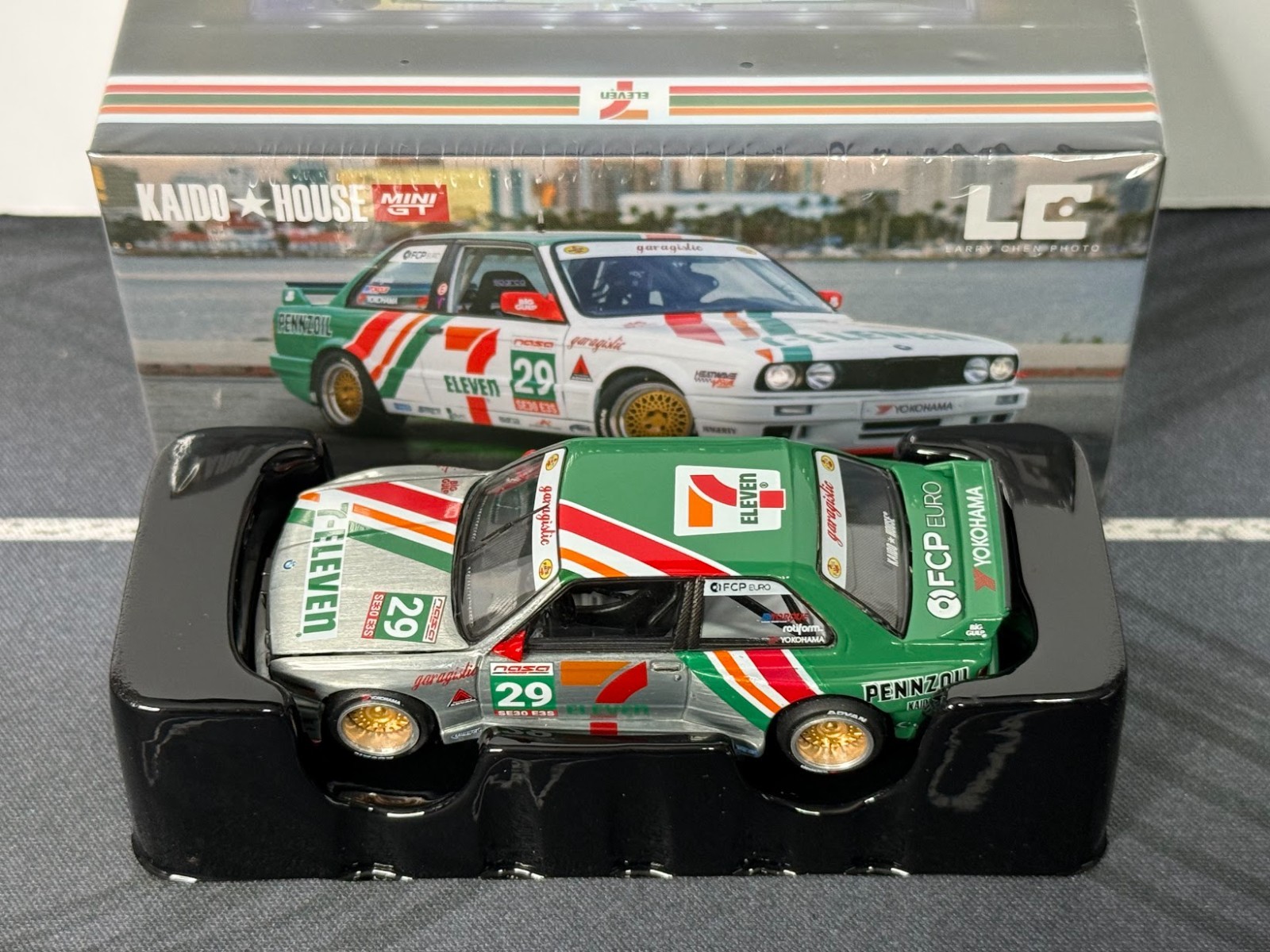 Chase Kaido House Mini GT BMW M3 Kaido Works Larry Chen V1 7-Eleven #217 KHMG217