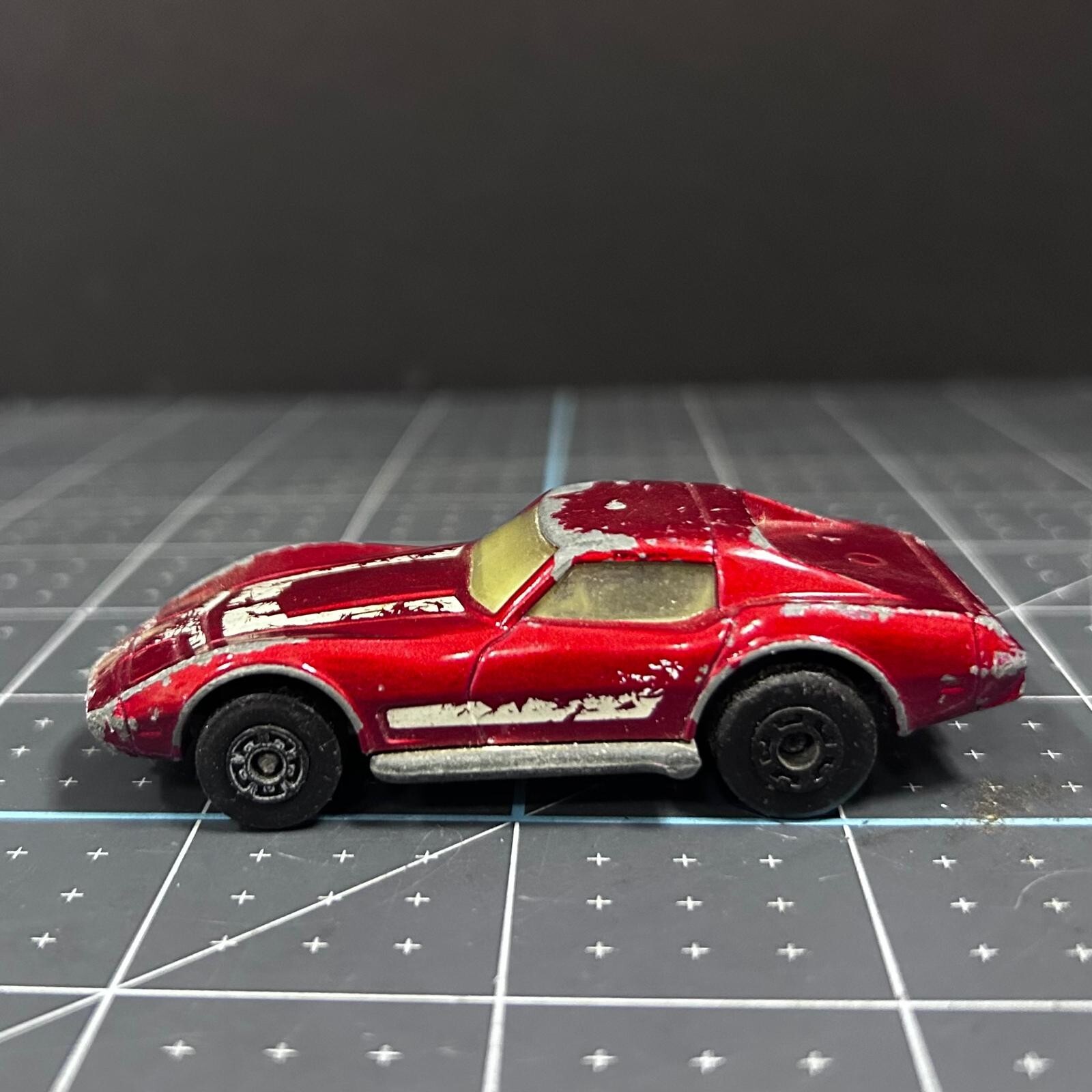Matchbox Lesney Superfast Series #26 – Chevy Chevrolet Corvette Red (M907)