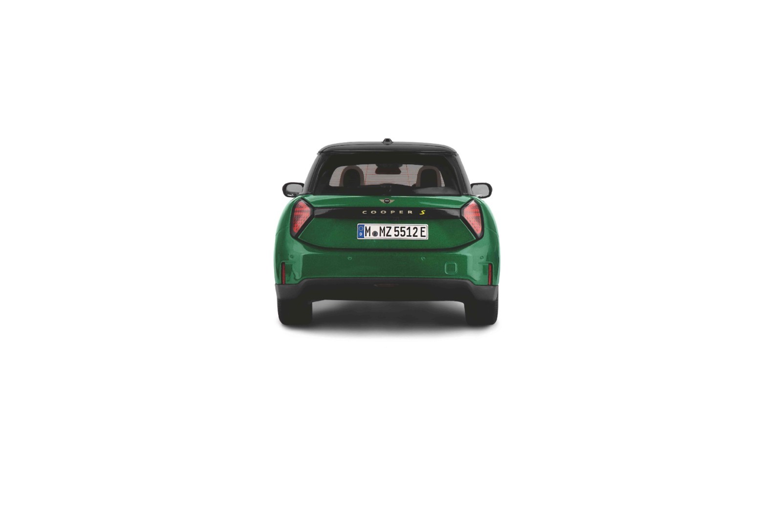 NEW MINI 1:18 DIECAST MODEL – MINI COOPER SE IN BRITISH RACING GREEN 80435B5CFC1